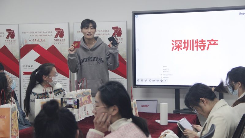 成都叉车证复审流程详解：关键步骤与注意事项